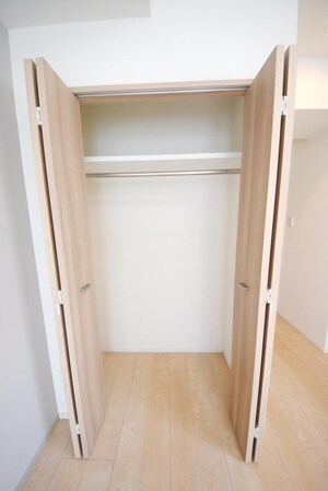 ONE ROOF RESIDENCE KIBA WESTの物件内観写真